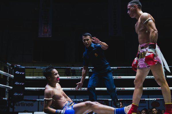 Quels sont les exercices de renforcement des hanches pour les pratiquants de Muay Thai?